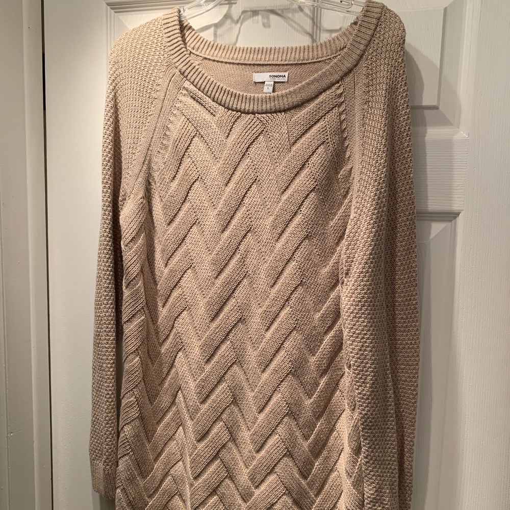 Women’s Sweater - Large